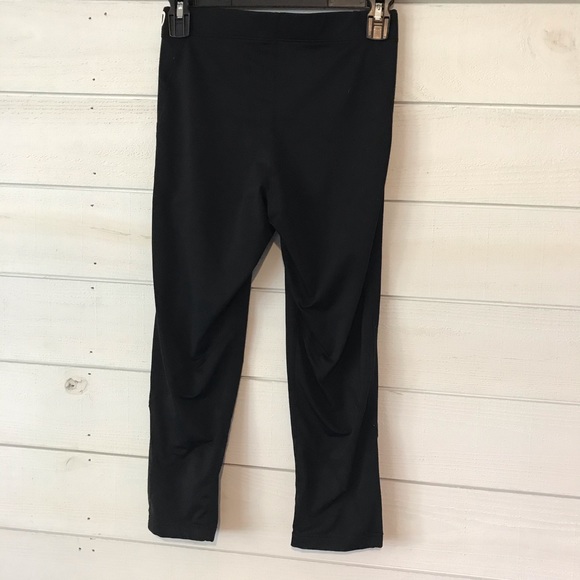 Black nike pro capris - Picture 2 of 4